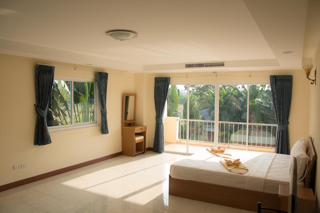 Jungle Resort Jomtien Beach Esterno foto