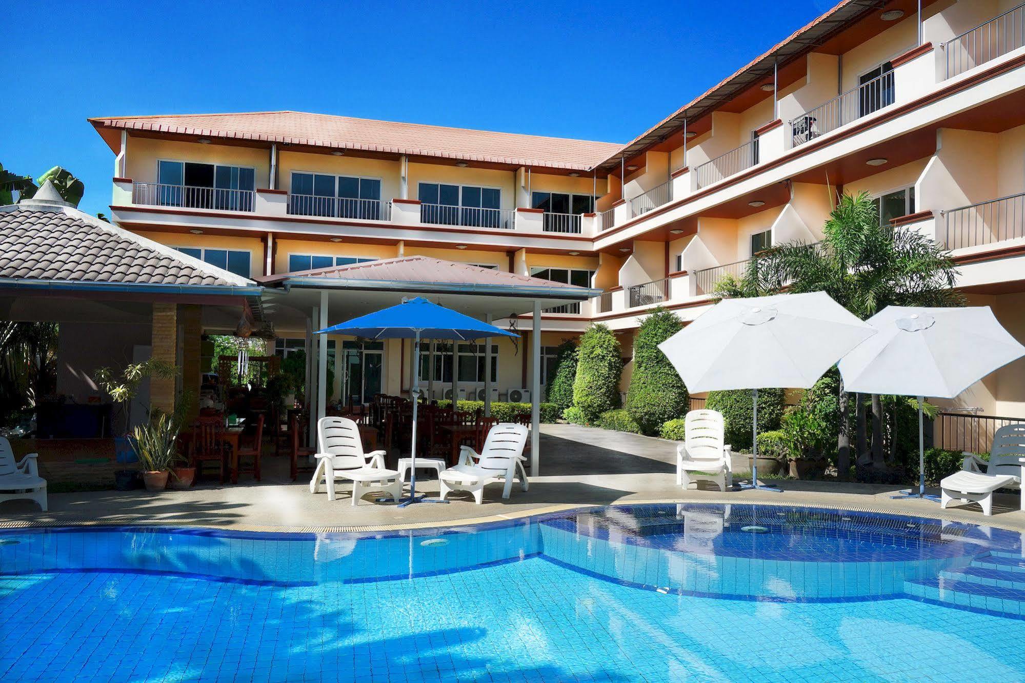 Jungle Resort Jomtien Beach Esterno foto