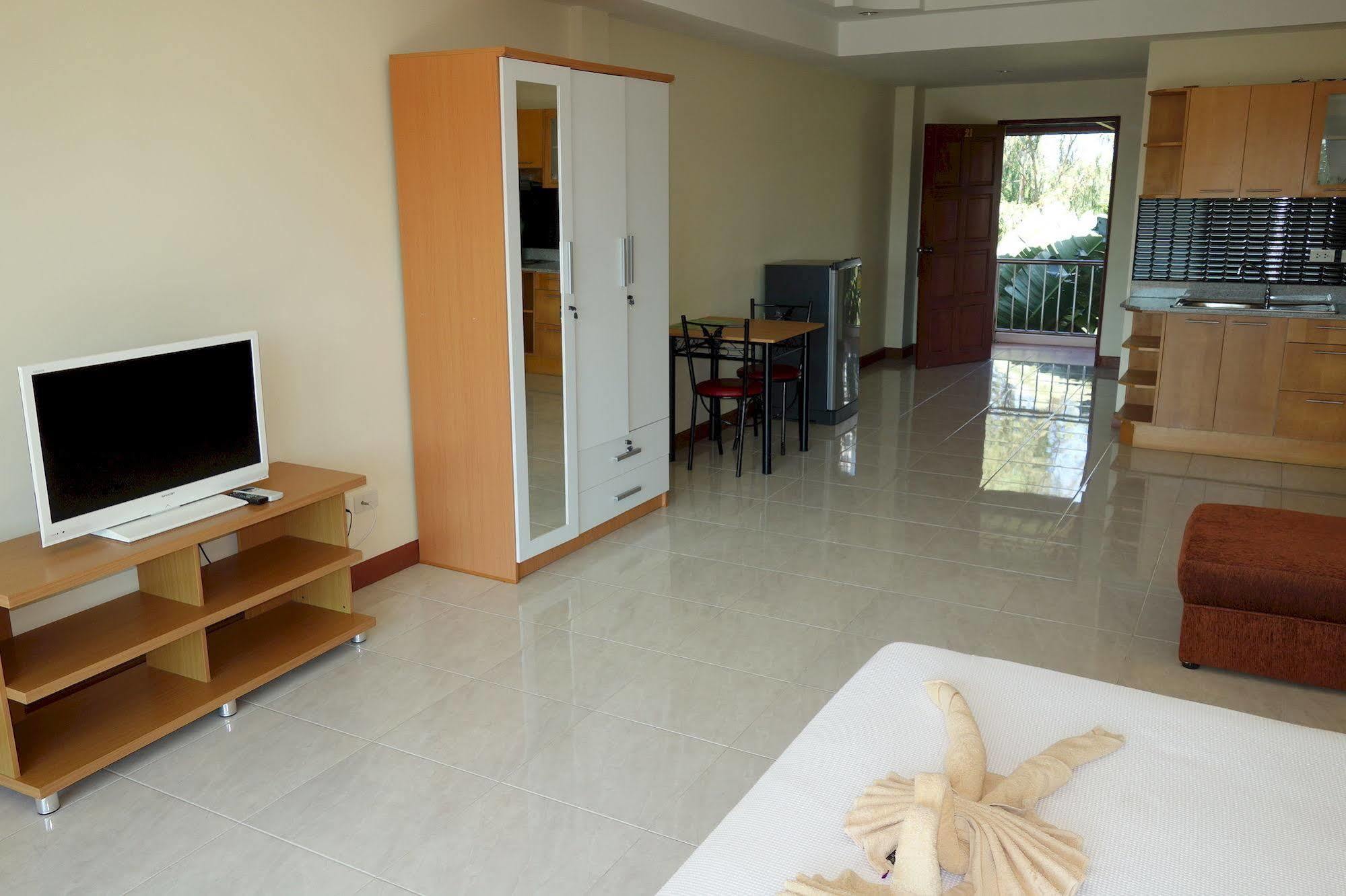 Jungle Resort Jomtien Beach Esterno foto